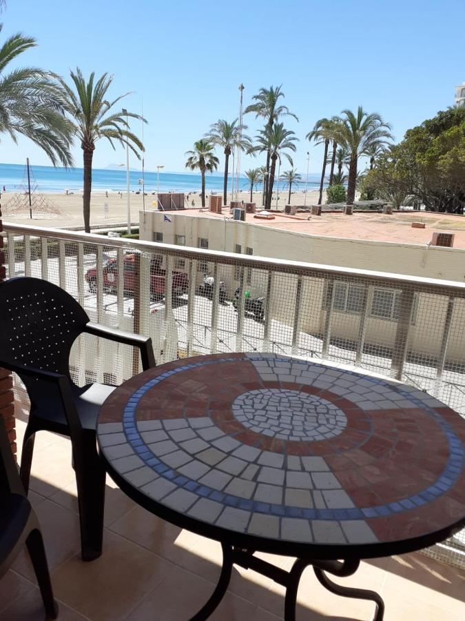 Apartamento A 10 Metros Del Mar كولرا المظهر الخارجي الصورة